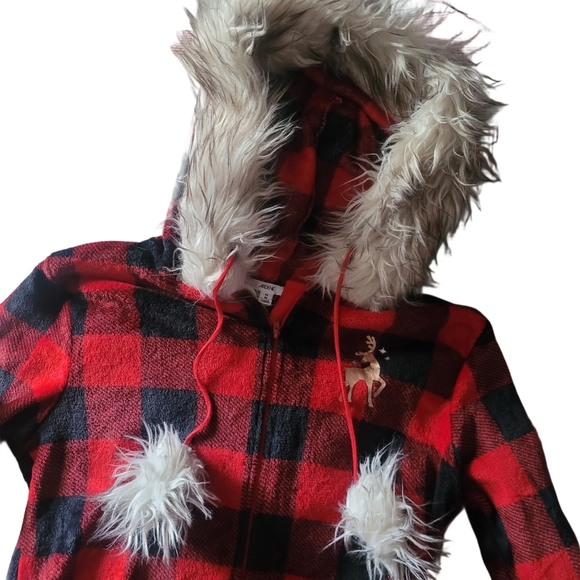 Ardene Red and Black Plaid One Piece Pajama Jumpsuit M - Picture 3 of 5